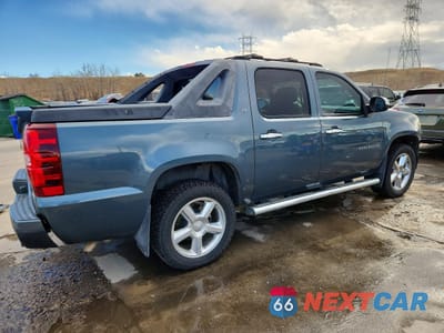 Trzecie zdjęcie samochodu z tyłu: 2012 CHEVROLET AVALANCHE LT VIN:3GNTKFE70CG308003 - miniatura