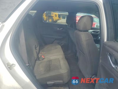 Zdjęcie 10 z 11 samochodu: 2019 CHEVROLET BLAZER 2LT VIN:3GNKBGRS4KS674865 - miniatura