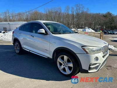 Czwarte zdjęcie samochodu z boku: 2016 BMW X4 XDRIVE28I VIN:5UXXW3C50G0R18815 - miniatura