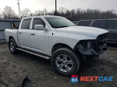 Czwarte zdjęcie samochodu z boku: 2015 RAM 1500 SLT VIN:1C6RR7LTXFS783800 - miniatura