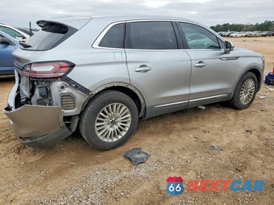 Trzecie zdjęcie samochodu z tyłu: 2020 LINCOLN TOWNHOUSE NAUTILUS VIN:2LMPJ8J96LBL04508 - miniatura