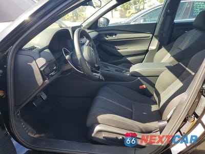 Zdjęcie 7 z 12 samochodu: 2025 HONDA ACCORD HYBRID SPORT VIN:1HGCY2F59SA074102 - miniatura