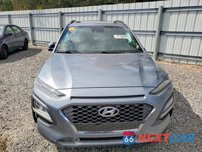Piąte zdjęcie samochodu w środku: 2020 HYUNDAI KONA LIMITED VIN:KM8K33A51LU547234 - miniatura