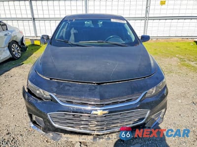 Piąte zdjęcie samochodu w środku: 2017 CHEVROLET MALIBU LT VIN:1G1ZE5ST0HF197086 - miniatura
