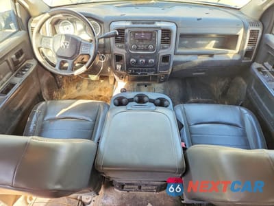 Zdjęcie 8 z 13 samochodu: 2013 RAM 5500 FLATBED TRUCK VIN:3C7WRNFL5DG566979 - miniatura