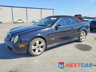 2003 MERCEDES-BENZ CLK 430 WDBLK70G33T133673 - główne zdjęcie licytacji z USA - miniatura