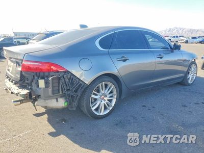 Trzecie zdjęcie samochodu z tyłu: 2017 JAGUAR XF PRESTIGE VIN:SAJBK4BV0HCY39533 - miniatura