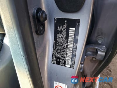 Zdjęcie 12 z 12 samochodu: 2008 LEXUS LX 570 VIN:JTJHY00W384012807 - miniatura