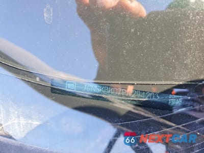 Zdjęcie 13 z 14 samochodu: 2023 CHEVROLET SUBURBAN K1500 LS VIN:1GNSKBKD7PR294203 - miniatura