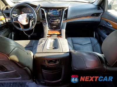 Zdjęcie 8 z 14 samochodu: 2015 CADILLAC ESCALADE ESV LUXURY VIN:1GYS4SKJ9FR645095 - miniatura