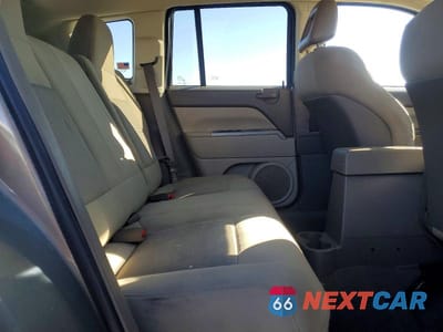 Zdjęcie 10 z 11 samochodu: 2007 JEEP COMPASS VIN:1J8FF47W17D385669 - miniatura