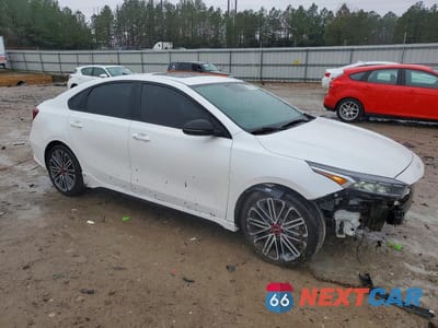 Czwarte zdjęcie samochodu z boku: 2023 KIA FORTE GT VIN:3KPF44AC4PE634024 - miniatura