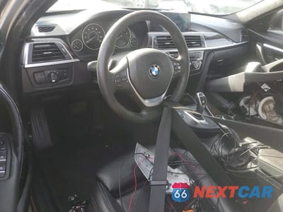 Zdjęcie 8 z 12 samochodu: 2016 BMW 328 4D SEDAN 328I XDRIVE SPORT VIN:WBA8E3C53GK504907 - miniatura