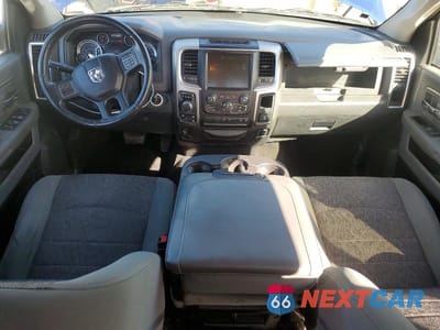 Zdjęcie 8 z 12 samochodu: 2016 RAM 1500 SLT VIN:3C6RR7LT0GG214687 - miniatura