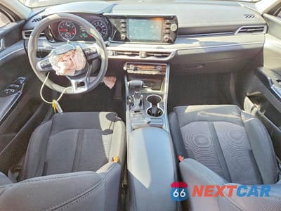 Zdjęcie 8 z 12 samochodu: 2021 KIA K5 LXS VIN:5XXG14J21MG041096 - miniatura