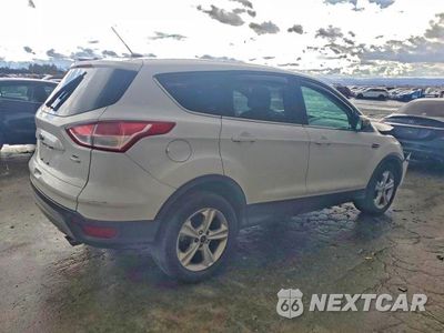 Trzecie zdjęcie samochodu z tyłu: 2015 FORD ESCAPE SE VIN:1FMCU9GX7FUA97364 - miniatura