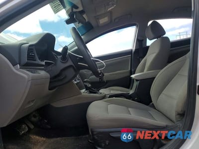 Zdjęcie 7 z 11 samochodu: 2019 HYUNDAI ELANTRA SEL VIN:KMHD84LF6KU738183 - miniatura