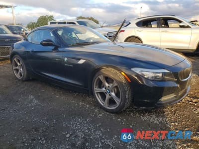 Czwarte zdjęcie samochodu z boku: 2011 BMW Z4 SDRIVE30I VIN:WBALM5C58BE378222 - miniatura