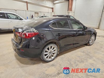 Trzecie zdjęcie samochodu z tyłu: 2017 MAZDA 3 TOURING VIN:3MZBN1V72HM101732 - miniatura