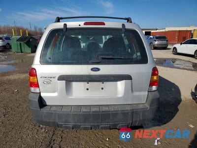 Zdjęcie 6 z 13 samochodu: 2005 FORD ESCAPE XLS VIN:1FMYU02Z05KC43785 - miniatura