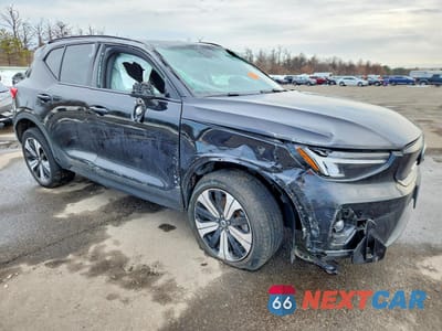 Czwarte zdjęcie samochodu z boku: 2023 VOLVO XC40 RECHARGE PLUS VIN:YV4ED3UL5P2107525 - miniatura