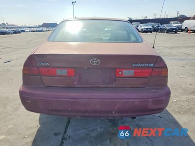 Zdjęcie 6 z 12 samochodu: 1998 TOYOTA CAMRY CE VIN:4T1BG22K0WU373258 - miniatura