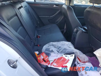 Zdjęcie 10 z 12 samochodu: 2017 VOLKSWAGEN JETTA SEL VIN:3VWL17AJ1HM303367 - miniatura