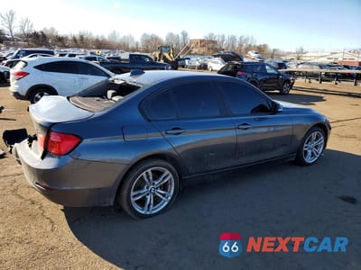 Trzecie zdjęcie samochodu z tyłu: 2015 BMW 328 XI SULEV VIN:WBA3B5C53FP653902 - miniatura