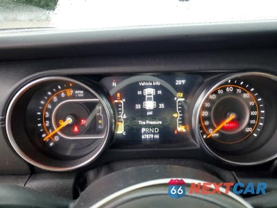 Zdjęcie 9 z 13 samochodu: 2020 JEEP GLADIATOR OVERLAND VIN:1C6HJTFG1LL129431 - miniatura