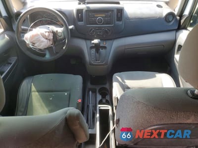 Zdjęcie 8 z 14 samochodu: 2016 NISSAN NV200 DELIVERY VAN VIN:3N6CM0KN4GK697604 - miniatura