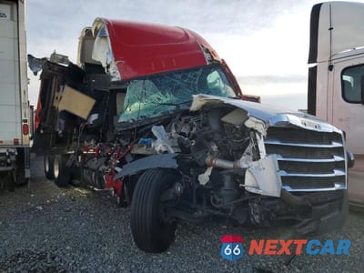 2020 FREIGHTLINER CASCADIA 126 SEMI TRUCK 3AKJHHDR2LSKN4295 - główne zdjęcie licytacji z USA - miniatura