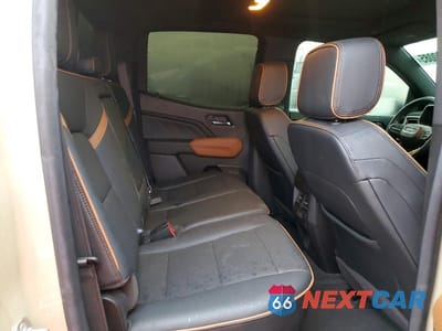 Zdjęcie 10 z 12 samochodu: 2024 GMC CANYON AT4 VIN:1GTP6DEKXR1211891 - miniatura