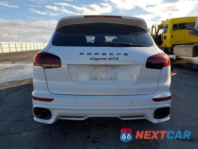 Zdjęcie 6 z 12 samochodu: 2016 PORSCHE CAYENNE GT VIN:WP1AD2A29GLA80233 - miniatura
