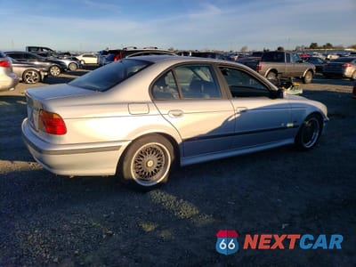 Trzecie zdjęcie samochodu z tyłu: 2000 BMW 5 SERIES VIN:WBADM6341YGV00658 - miniatura