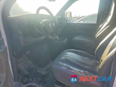 Zdjęcie 7 z 12 samochodu: 2014 CHEVROLET EXPRESS G1500 VIN:1GCSGAFX4E1111912 - miniatura