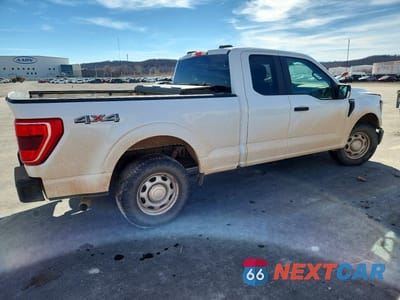 Trzecie zdjęcie samochodu z tyłu: 2023 FORD F150 SUPER CAB VIN:1FTFX1E51PKE90432 - miniatura