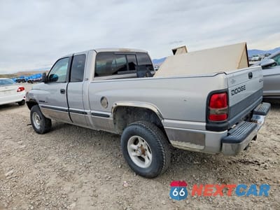 Drugie zdjęcie samochodu z przodu: 1998 DODGE RAM 1500 VIN:3B7HF13Z0WG123674 - miniatura