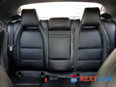 Zdjęcie 10 z 13 samochodu: 2015 MERCEDES-BENZ CLA 250 4MATIC VIN:WDDSJ4GB2FN257568 - miniatura