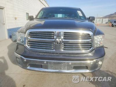 Piąte zdjęcie samochodu w środku: 2019 RAM 1500 CLASSIC SLT VIN:1C6RR7LT7KS557000 - miniatura
