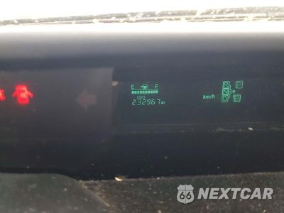 Zdjęcie 9 z 12 samochodu: 2007 TOYOTA PRIUS VIN:JTDKB20U777623702 - miniatura