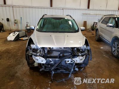 Piąte zdjęcie samochodu w środku: 2016 FORD ESCAPE SE VIN:1FMCU0G72GUA55844 - miniatura