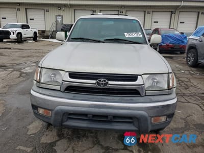 Piąte zdjęcie samochodu w środku: 2002 TOYOTA 4RUNNER SR5 VIN:JT3GN86RX20223206 - miniatura