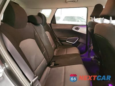 Zdjęcie 11 z 13 samochodu: 2021 KIA SOUL LX VIN:KNDJ23AU1M7791573 - miniatura