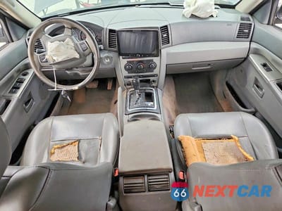 Zdjęcie 8 z 12 samochodu: 2007 JEEP GRAND CHEROKEE LAREDO VIN:1J8HR48N27C684289 - miniatura