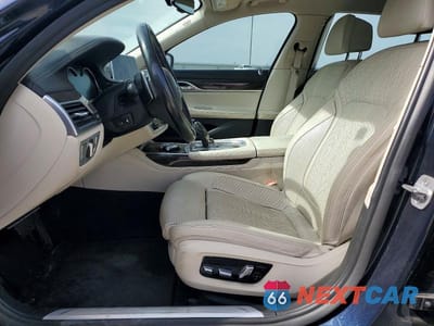 Zdjęcie 7 z 12 samochodu: 2018 BMW 740 XE VIN:WBA7J2C52JB246288 - miniatura