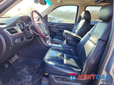Zdjęcie 7 z 11 samochodu: 2010 CADILLAC ESCALADE EXT LUXURY VIN:3GYVKMEF4AG256640 - miniatura