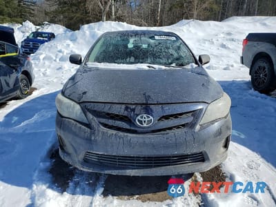 Piąte zdjęcie samochodu w środku: 2013 TOYOTA COROLLA BASE VIN:2T1BU4EE0DC929898 - miniatura