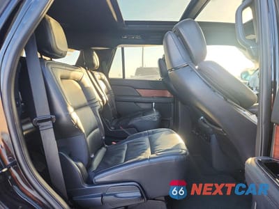 Zdjęcie 11 z 14 samochodu: 2024 LINCOLN NAVIGATOR RESERVE VIN:5LMJJ2LG6REL02715 - miniatura