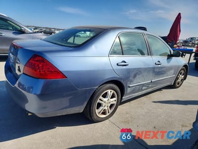 Trzecie zdjęcie samochodu z tyłu: 2007 HONDA ACCORD EX VIN:1HGCM56747A008742 - miniatura