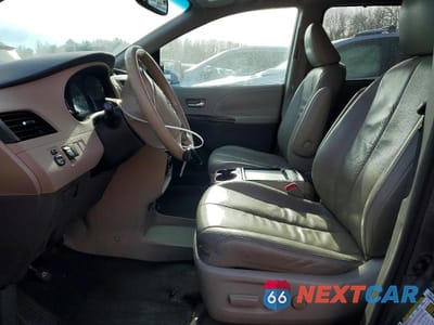 Zdjęcie 7 z 13 samochodu: 2011 TOYOTA SIENNA XLE 8-PASSENGER VIN:5TDYK3DC3BS065640 - miniatura